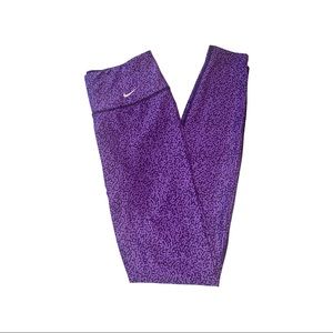 Women’s NIKE One Leggings